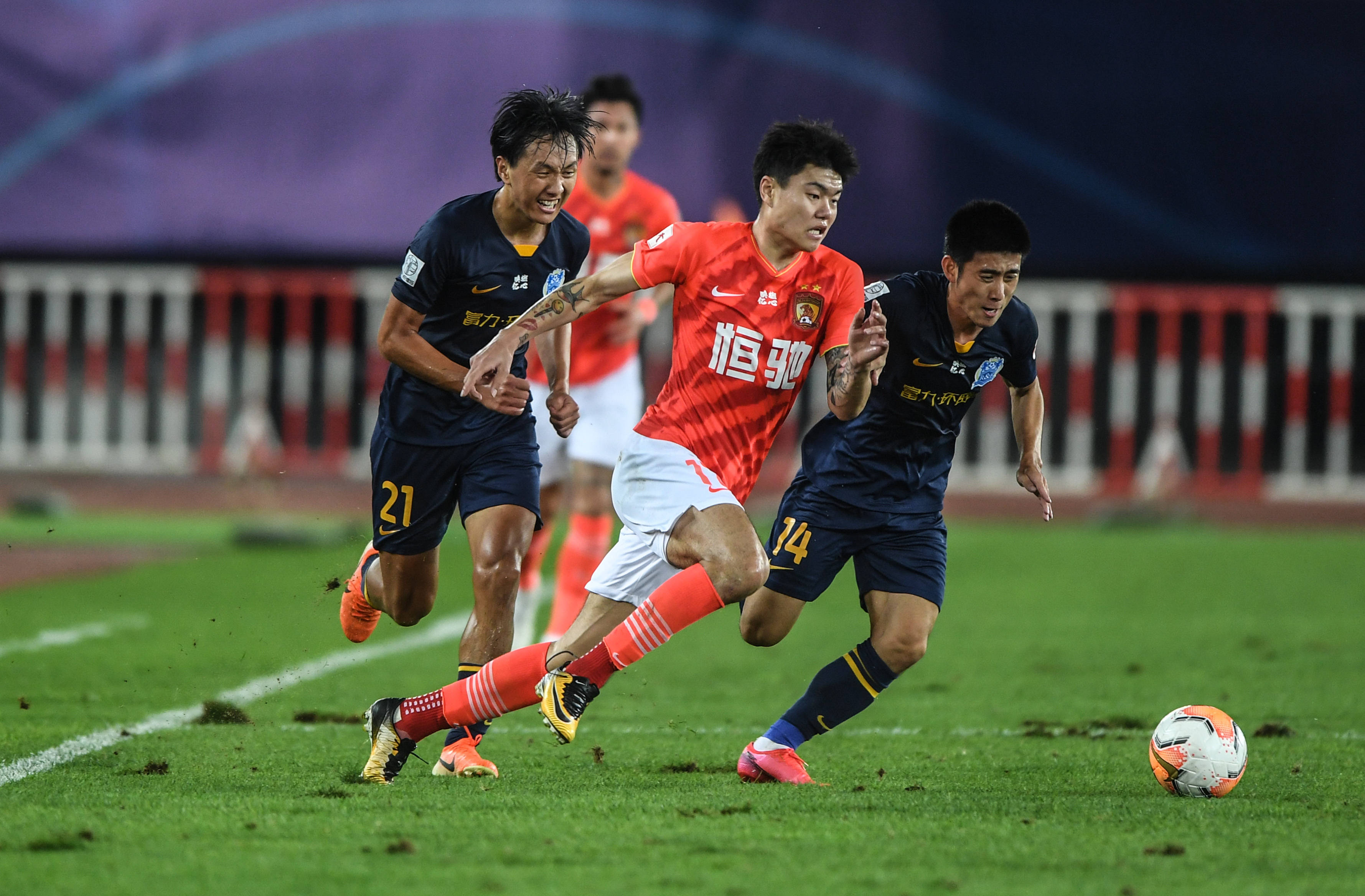 他需要更清 他需要更清