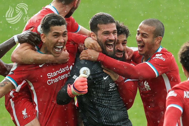 相比之下 相比之下